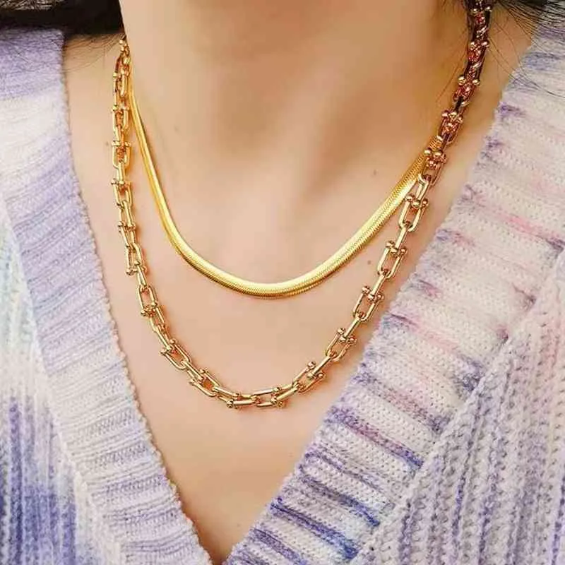 Titanio con catene di serpenti in oro 18 carati Collane girocollo Gioielli da donna Punk Party Designer Club Ins Raro Giappone coreano alla moda