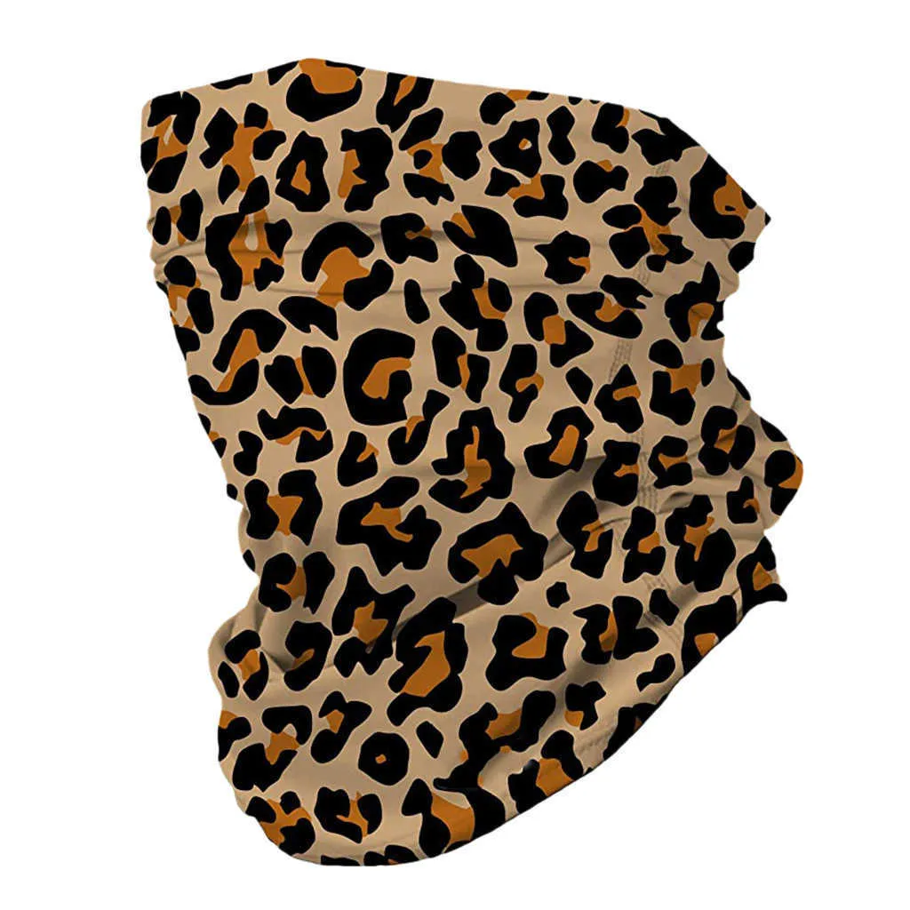 Maschera Outdoor Leopard Print Maschere le orecchie senza cuciture Sciarpe sportive Tubo il collo Polvere il viso Maschera da ciclismo Fascia capelli Bandane 2021 Y1020