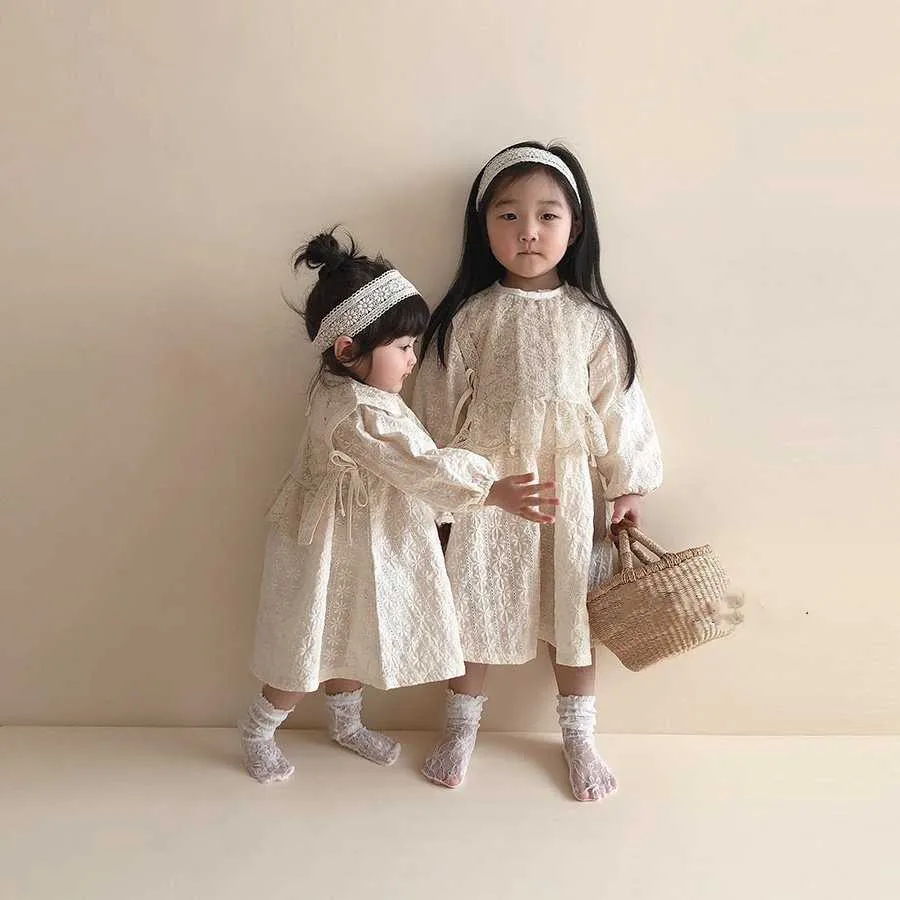 Autumn Baby Girl Long Sleeve Clothes Elegant White Lace Girls Dress Baby Bodysuit Kids Princess Dresses Twin Clothing 211025