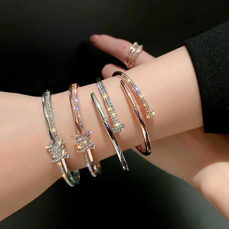 Origin Summer Temperament Bling Rhinestone Nail Open Bangles for Women Gold Metallic Adjusting Charm Bangle Accessories Q0719