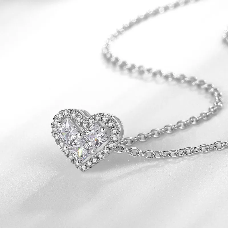 Le donne di lusso in argento sterling 925 con zirconi cubici ciondoli collana imposta cuore romantico design regalo gioielli collane nuziali XDZ076