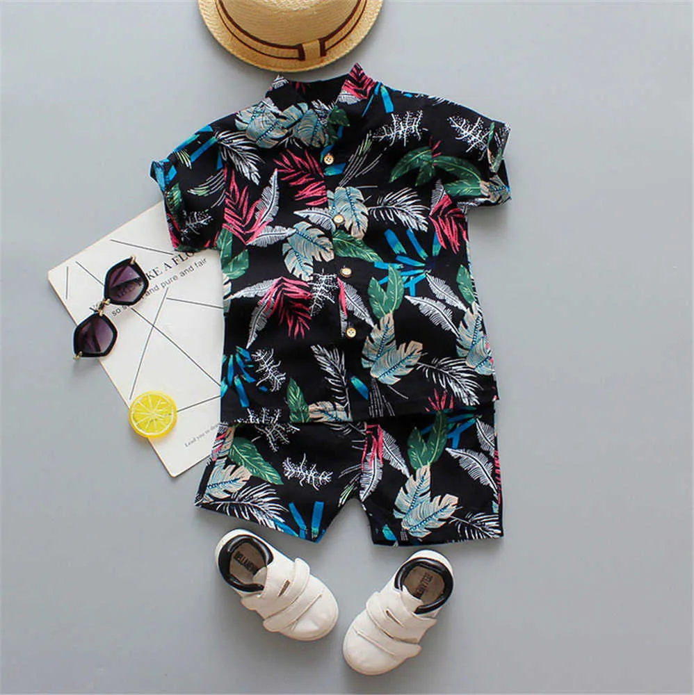 05y enfants Baby Boy Vêtements Boho Summer Floral Print Set SHTERS SHIRTSHORTS Boy Boy Beach Wear Tenues 12styles X02374368
