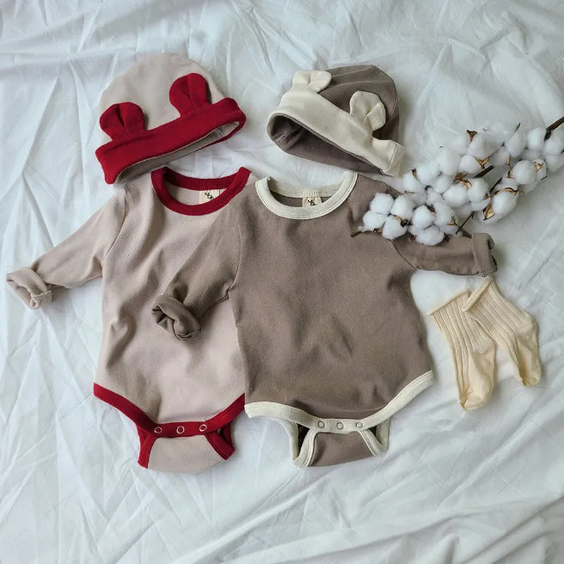 Baby Romper Primavera Autunno Ragazzi Ragazze Home Tuta Borsa Scoreggia Vestiti nati Pigiama Manica lunga Cappello orecchio carino Set 2 pezzi 210515