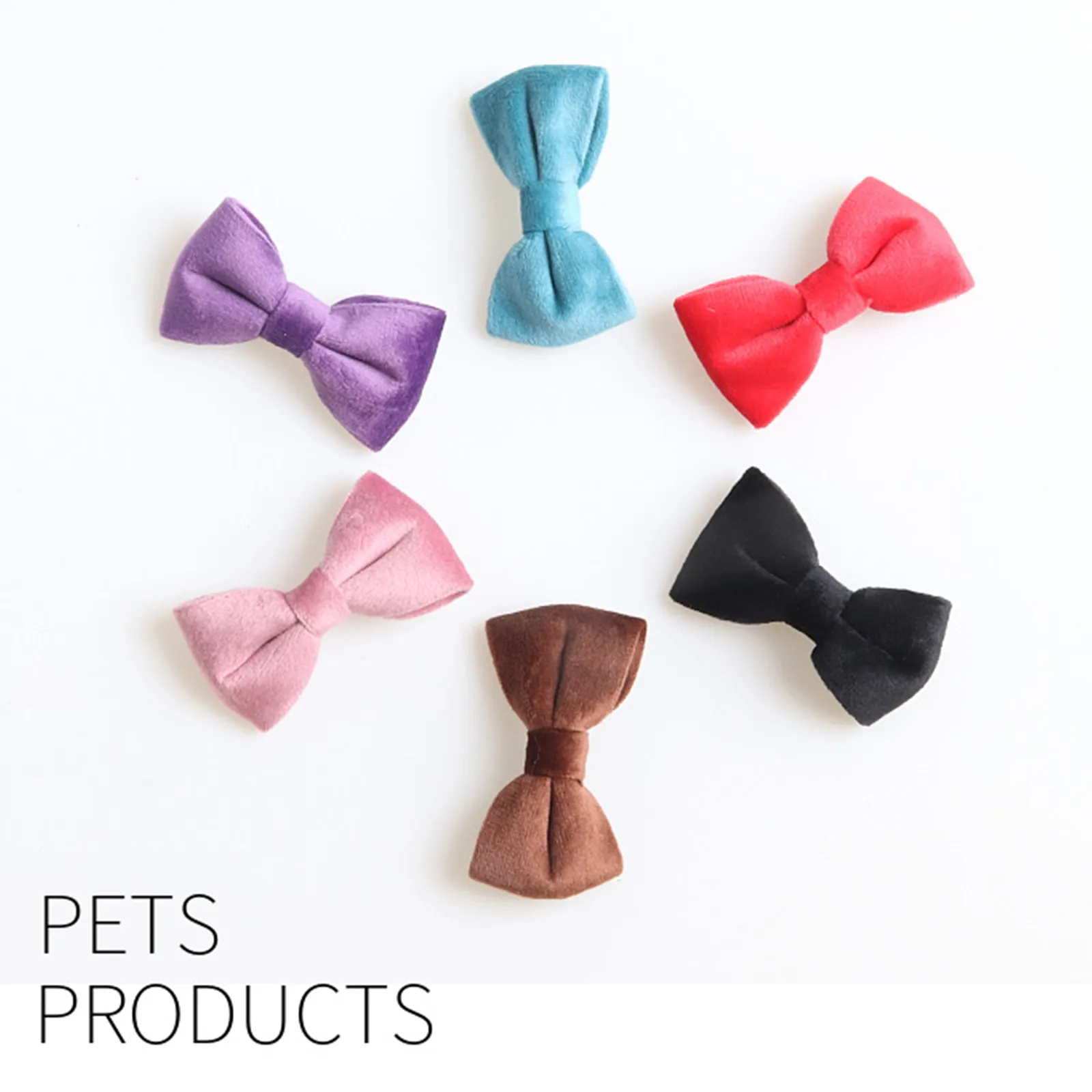 Fluwelen kattenboorden kraag effen kleur bowknot puppy chihuahua ketting met bell verstelbare veiligheid gesp strikdas huisdieren accessoires