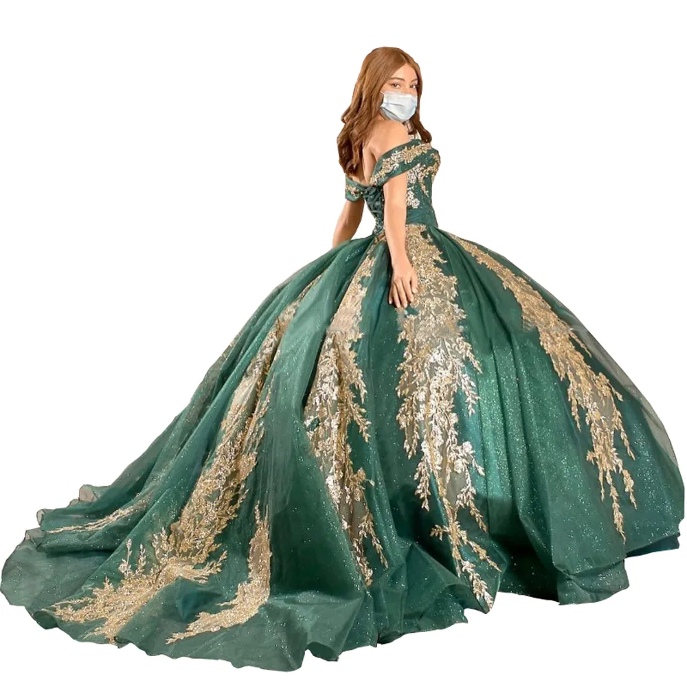 2023 Bescheidenes Quinceanera-Kleid mit Applikationen in Dunkelgrün und Gold, schulterfrei, mit Ärmeln, Perlen, langer Schleppe, süßes 16-Kleid, Abschlussball, Party239i