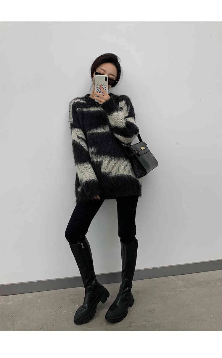 Mohair Striped ExhimeSize Seater Pullover Women Winter Long Loose Korean Fashion Clothing210427