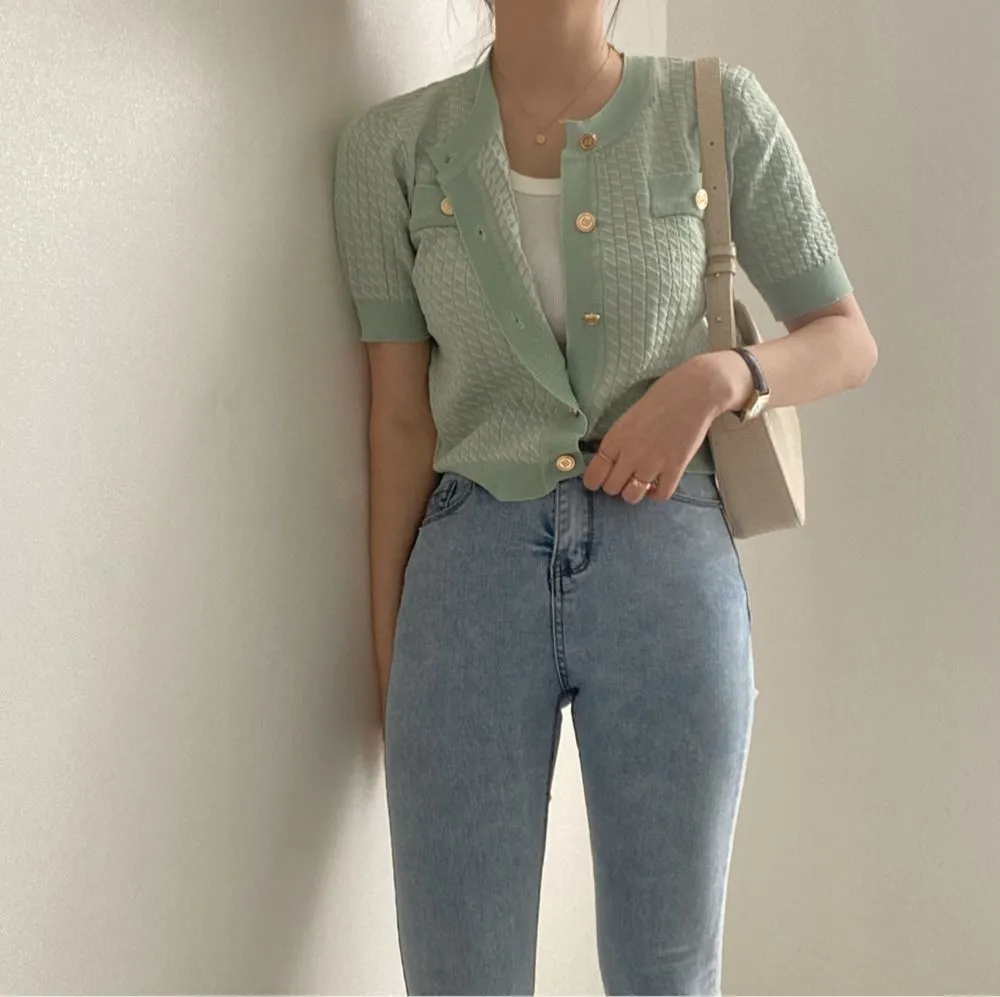 Vintage Korean Knitted Cardigan Tops Women Summer Short Sleeve Single-breasted O-neck Buttons Sweater Elegant Sweet Jumpers 210513