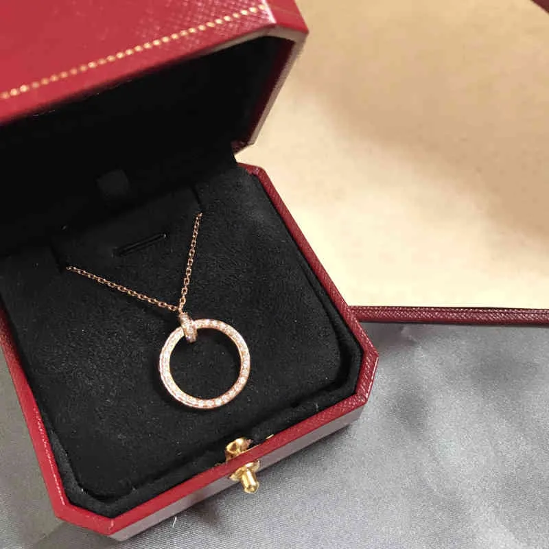 Naszyjniki wisiorka Moda okrągły kamień dla mężczyzny Kobieta Projektowanie osobowość 8 Opcja Najwyższa jakość z pudełkiem Druzy Jewelry1506508