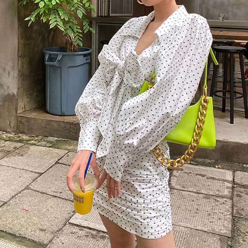 Frühling Mode Süße Dot Print Casual Frauen Sets V-ausschnitt Aushöhlen Bogen Design Shirts + Elegante Hohe Taille Silm Röcke 210525