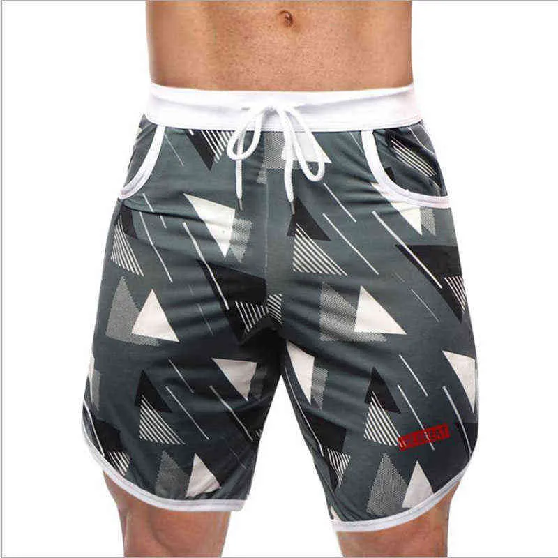 2020 New Fashion Men Sporting Beaching Shorts Trousers Cotton Bodybuilding Sweatpants Fitness Short Jogger Casual Gyms Men Short G1209