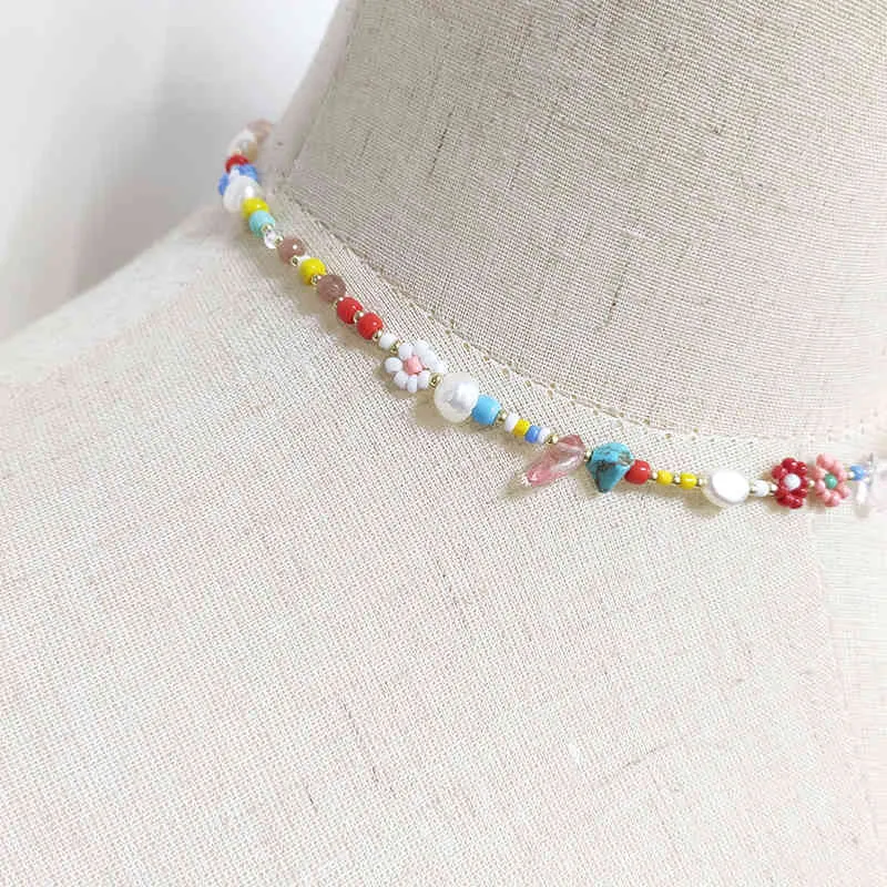 Collana di perle naturali fatte a mano della Boemia, perline di fiori squisiti alla moda, abbellimento di gioielli di alta qualità, regali le donne