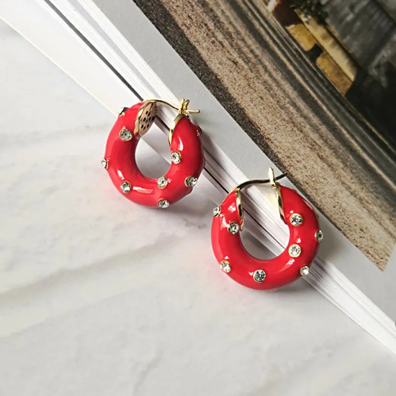 Hoop Huggie-pendientes gruesos pequeños de Metal para mujer, Color rojo y azul, aros delicados con diamantes de imitación, círculo redondo sólido 2717