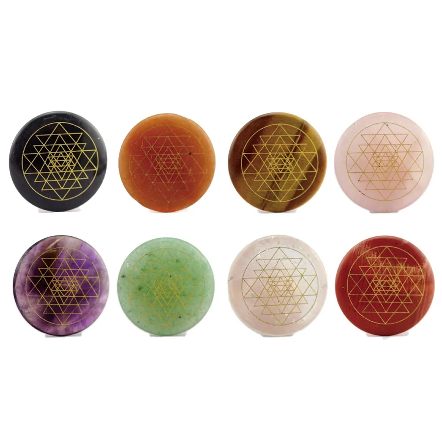 Pietre preziose naturali sciolte Chakra a i Ornamento di pietra inciso Modello geometrico del triangolo Sri Yantra Yoga Meditazione Prop Reiki S276f