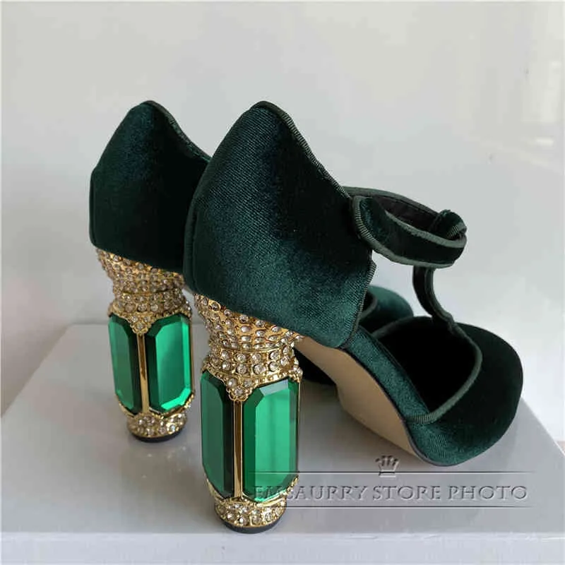Luxury Emerald Agate Tacco grosso Scarpe da sposa Gioiello Scarpe tacco alto T-strap Velluto verde Punta tonda Strass Pompe Donna 210408