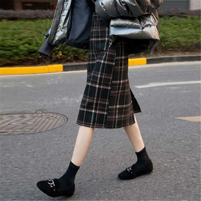 Plus Size High Waist Midi Long Wool Plaid Skirt For Women Winter Warm Elegant Office Lady Vintage Autumn Maxi s 210621