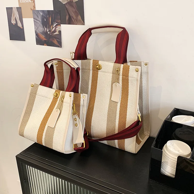 2021 Messenger Bags Vintage tragbare Einkaufstasche Tidal Current Canvas Stripe Size Single Shoulder Bag