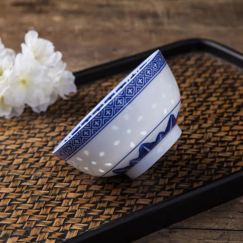 4 5 tum Rice Bowl Jingdezhen Blue and White Porslin Tabellery kinesiska Dragon middagar Ceramic Ramen Soup Bowls Holder335Z