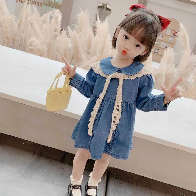 Koreanischen Stil Mädchen Kleid Herbst Peter Pan Kragen Denim Blau mit Beige Spitze Schal Kinder Kleidung 1-6T Q074 210610