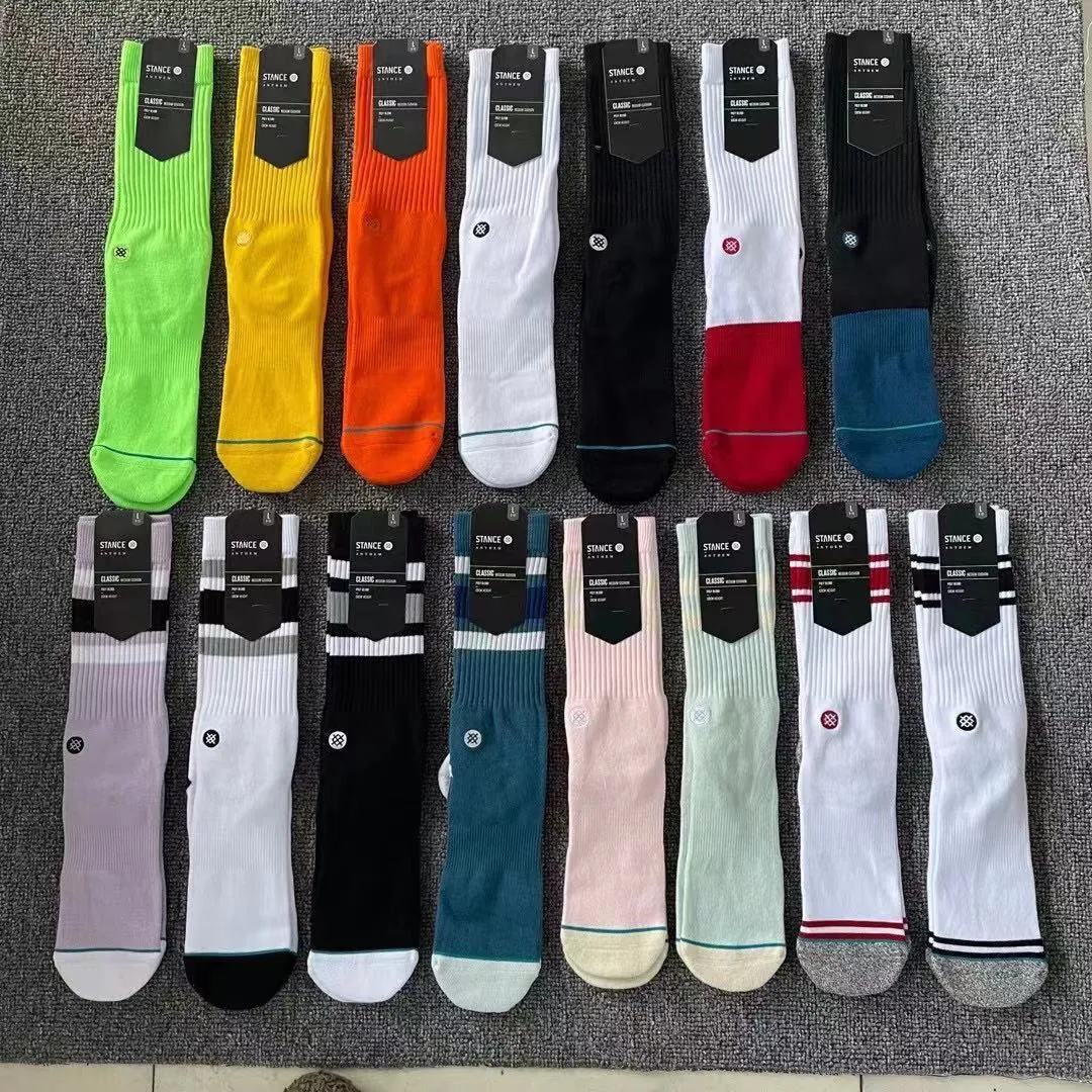 Calzini da skateboard a tubo alto con posizione in piedi, calzini con fondo in asciugamano, tendenza esposta, calzini da basket sportivi di base3026
