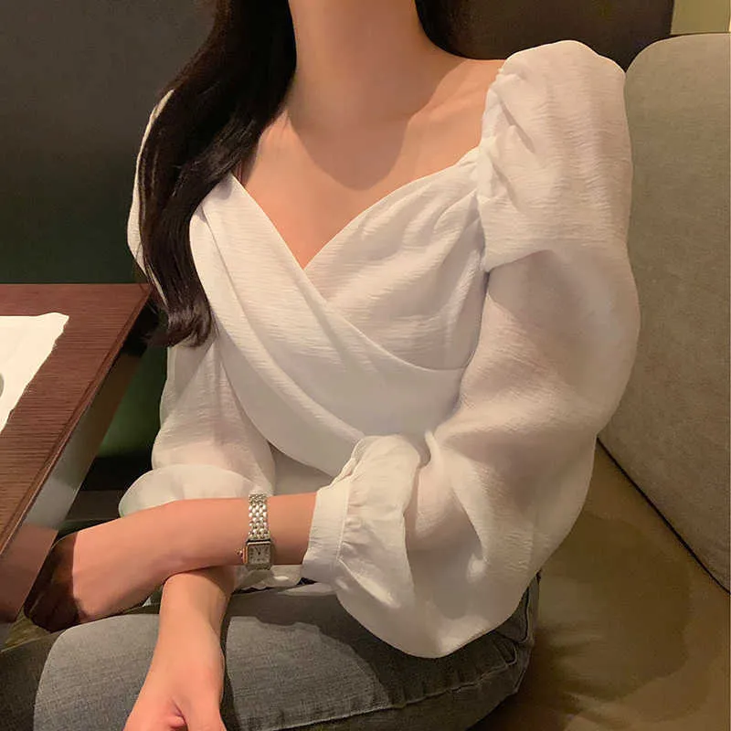 Korejpaa Women Shirt Zomer Koreaanse Chic Fairy Zachte V-hals Crossover Zorgvuldige Machine Blootgestelde Collarbone Puff Sleeve Blouses 210526