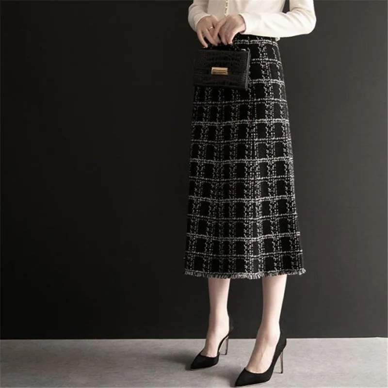 Vintage Plus Size Schwarz Plaid Tweed Rock Frauen Midi Lange Hohe Taille A-Linie Gestrickte Büro Dame Slim Business Arbeitskleidung 210421