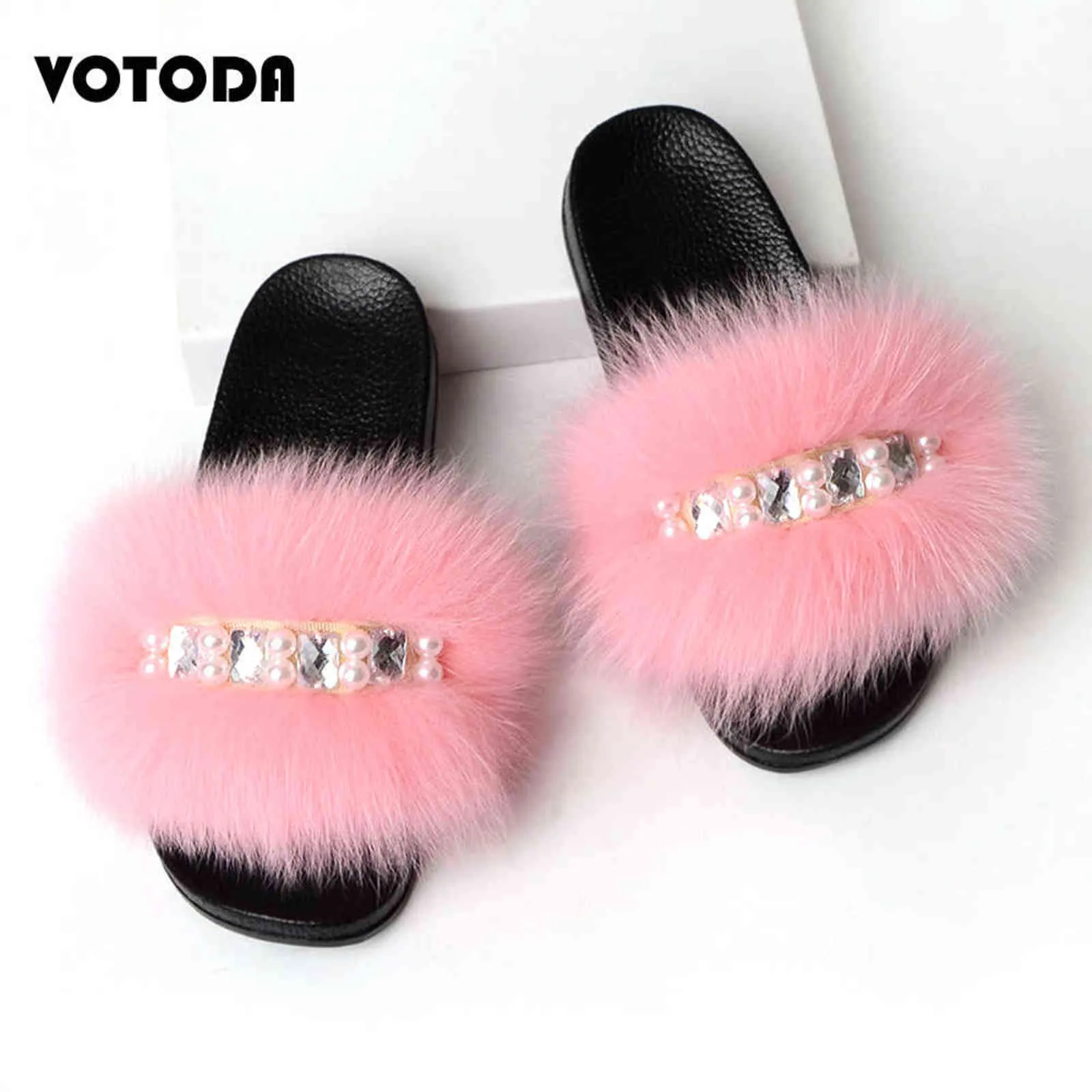 Summer Pearl Sandals Kvinnors Furry Fur Slippers Lyxig Elegant Fox Fur Slides Fluffy Soft Fur Flip Flops Flickor Söt Kedjor H1122