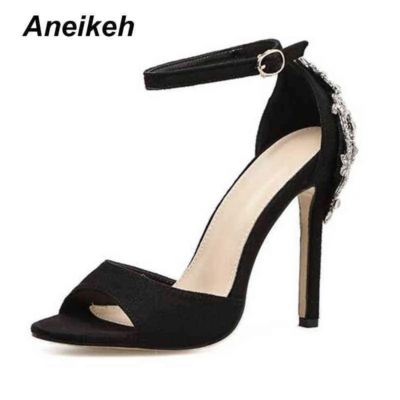 Sandaler Aneikeh Rhinestone Stiletto Lady Sexig Kristall Tunna Klackar Sandal Kvinna Ankelband Bröllopsklänning Skor Pumpar Storlek 35-42 Svart 220121