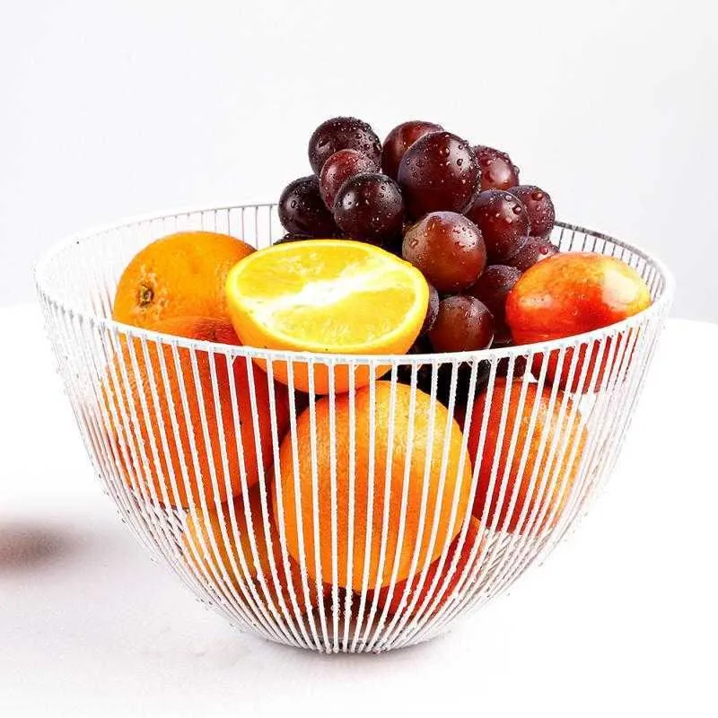 Cesto di frutta rotondo in metallo stile nordico Ciotola linea retta Slash S / L tavolo da pranzo da cucina Decorazione la conservazione di snack alimentari 210609