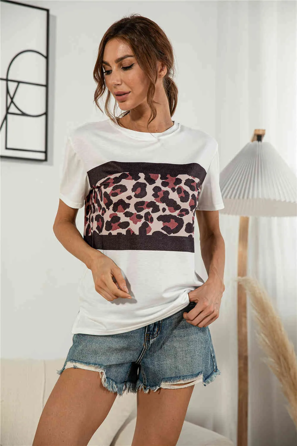 T-shirt con stampa leopardata a maniche corte estive Top donna T-shirt allentata casual O collo moda coreana divisa streetwear pullover Tees donna 210507
