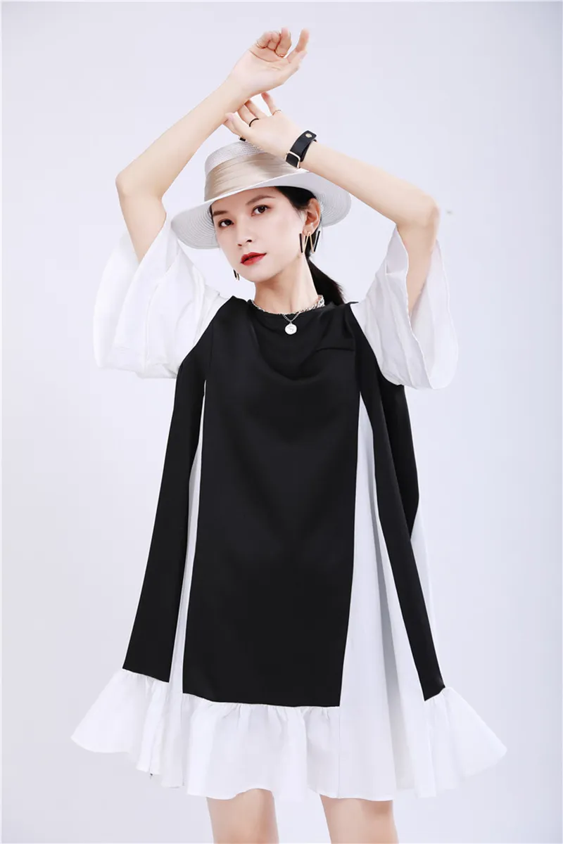 [Eam] Kvinnor Svart Kontrastfärg Split Joint Dress Round Neck Kortärmad Loose Fit Fashion Fjäder Sommar 1U495 21512