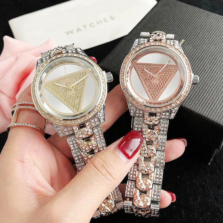 Märke Watches Women Lady Girl Diamond Crystal Triangle Question Mark Style Metal Steel Band Quartz Wrist Watch GS 43