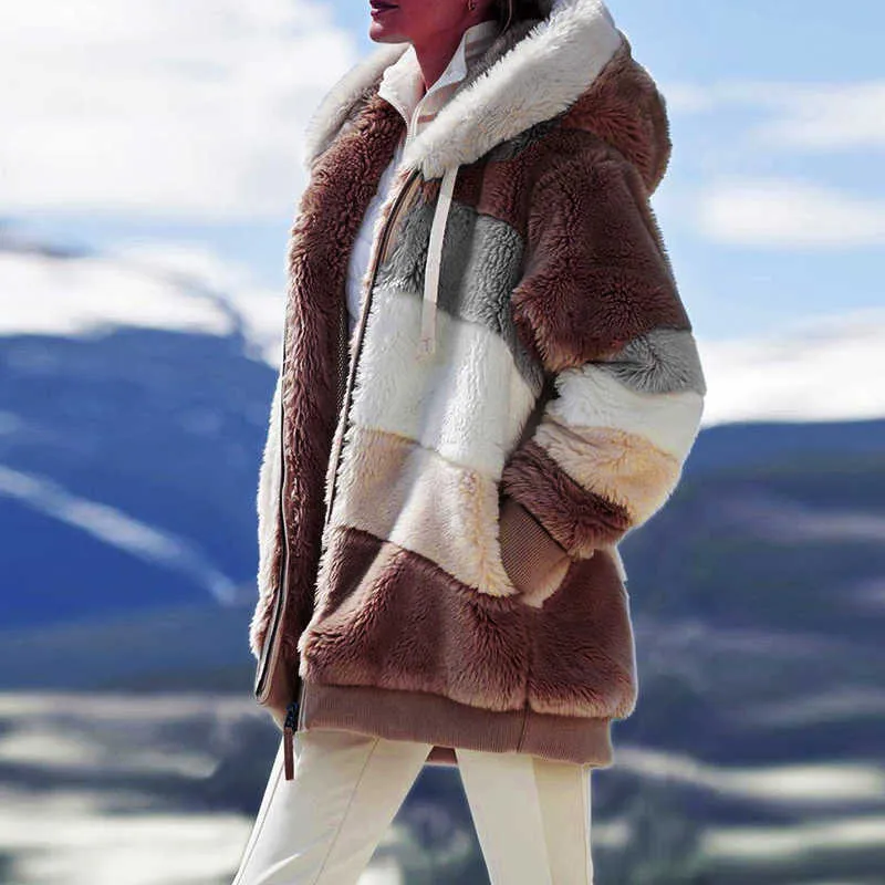 冬の女性のジャケットの暖かい厚い豪華な緩いパーカーコート混合カラーパッチワーク冬のoutwear fauxの毛皮のジップアップレディースパーカーコート210916