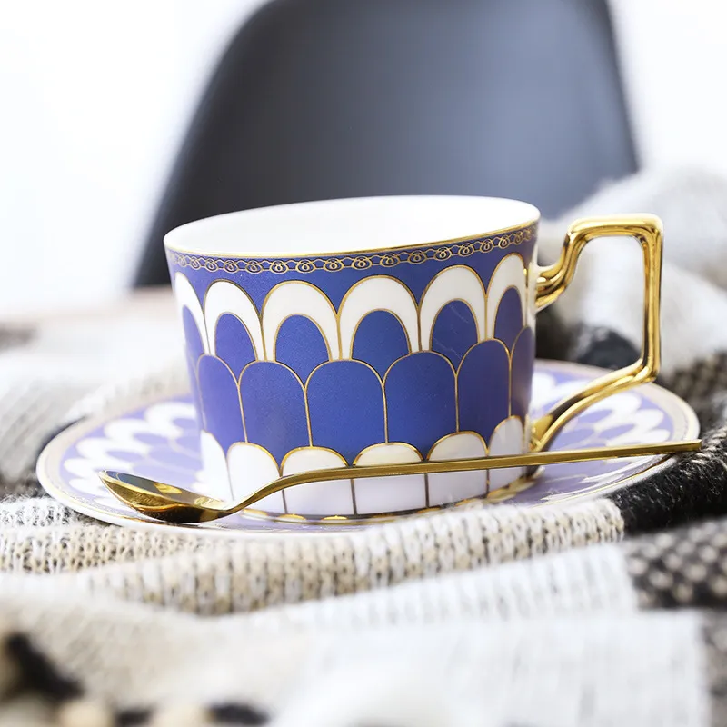 European Luxury Coffee Cups & Saucers Porcelain Royal Exquisite British Afternoon Tea Cup Set Fashion Cafe Mug for Gift2974