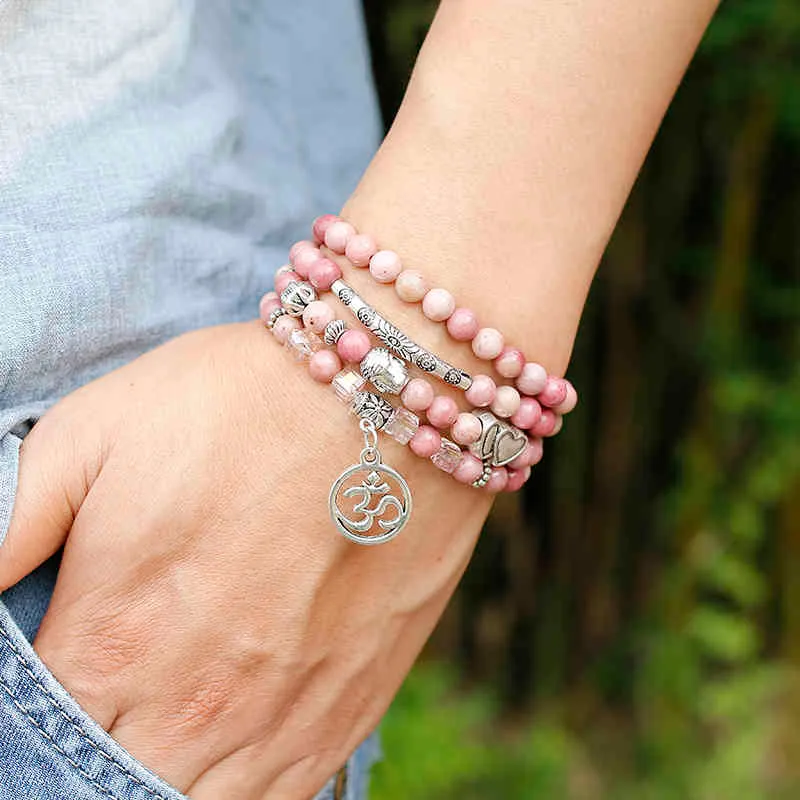 6mmの天然のRhodochrosityビーズストランド女性Lotus Om Buddha Charm Bracelet 108マラネックレスヨガジュエリー