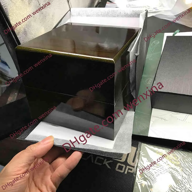 Montre De Luxe style high quality wood Watch Boxes gift book green paper bag Used to package the perfect appearance232T