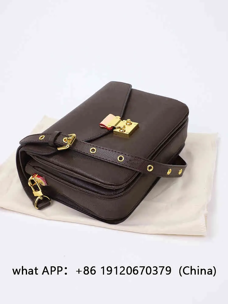 High Quality Luxury Digner Msenger Bag Dam Clamshell Flower Versiering Leather Small Square Bag A Shoulder HandbagZ30D