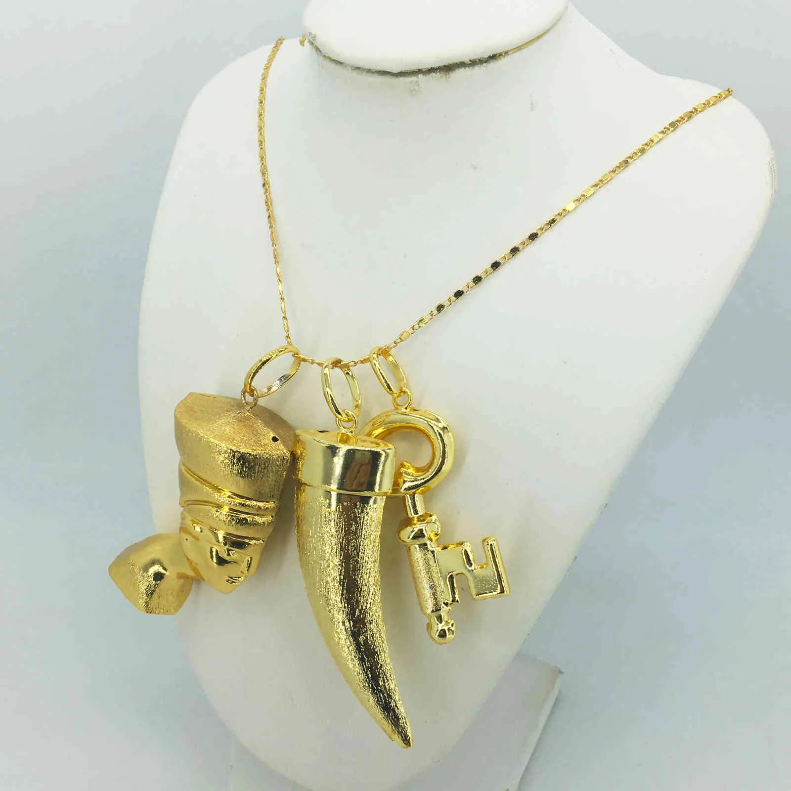 Ensemble de bijoux de boutique de mode pour femmes dubai entier mariage collier design en or 24 carats