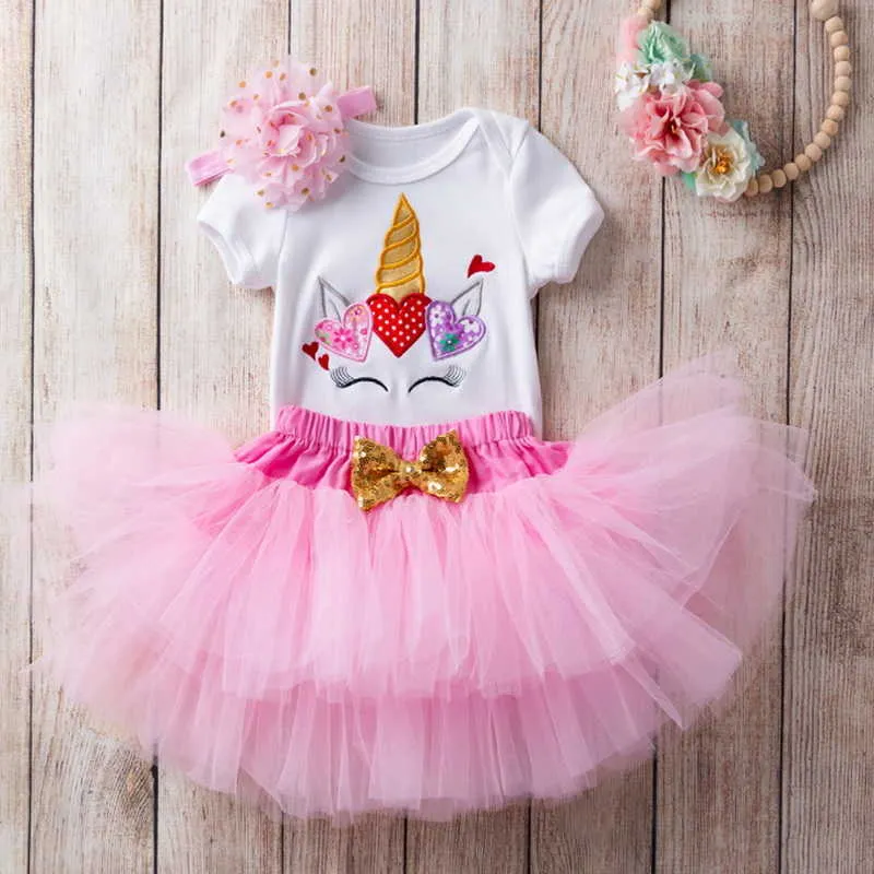 Estate San Valentino Neonate Set da 2 pezzi Cartoon T-shirt con corona di unicorno + Tutu Gonna Abiti Tuta bambini E011 210610