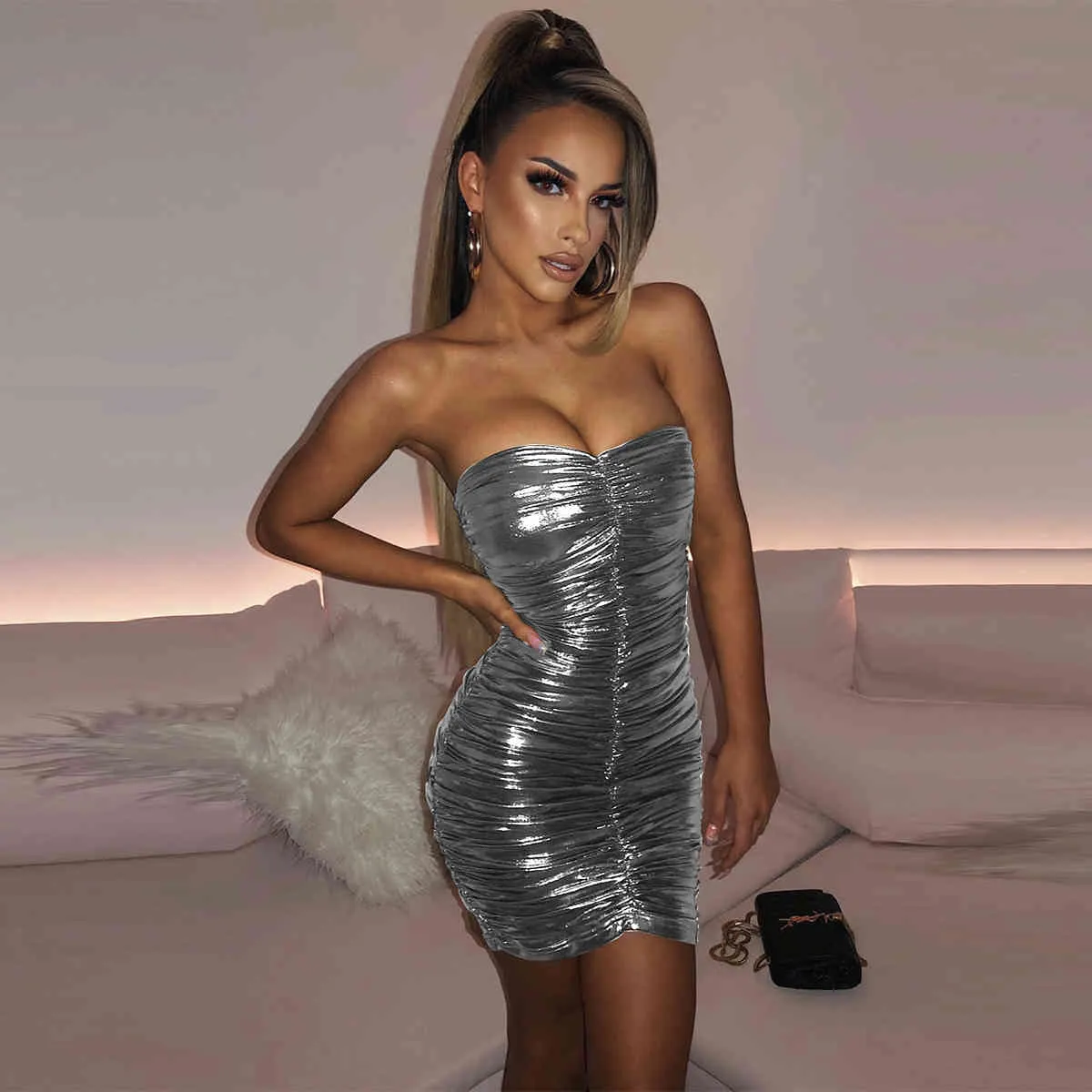 Ruched Off Shoulder Sexy Strapless Dress Women Party Backless Bodycon Short Dresses Club Outfits Slim E-girl Clothes Summer 210517