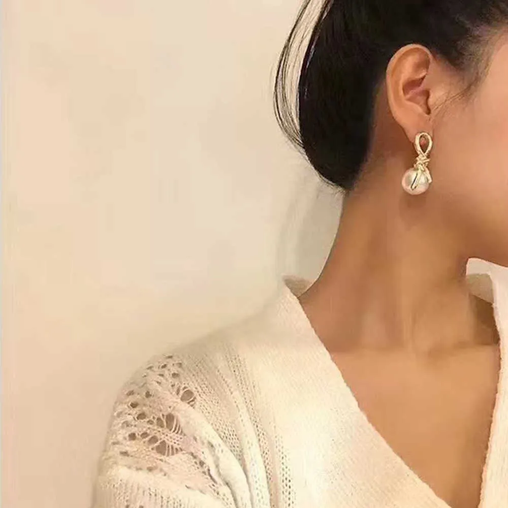 Automne hiver mode perle boucles d'oreilles Halloween doré femmes fée simplicité 2022 nouvelles tendances Banquet Anti allergie oreille acupuncture
