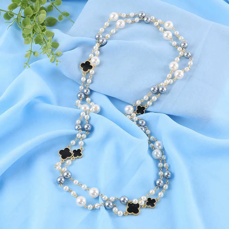 Designer Classic Vintage Clover Flower Bright Pearl Multi Layer Long Sweater Statement Necklace For Woman Elegant Locket Necklaces247Z