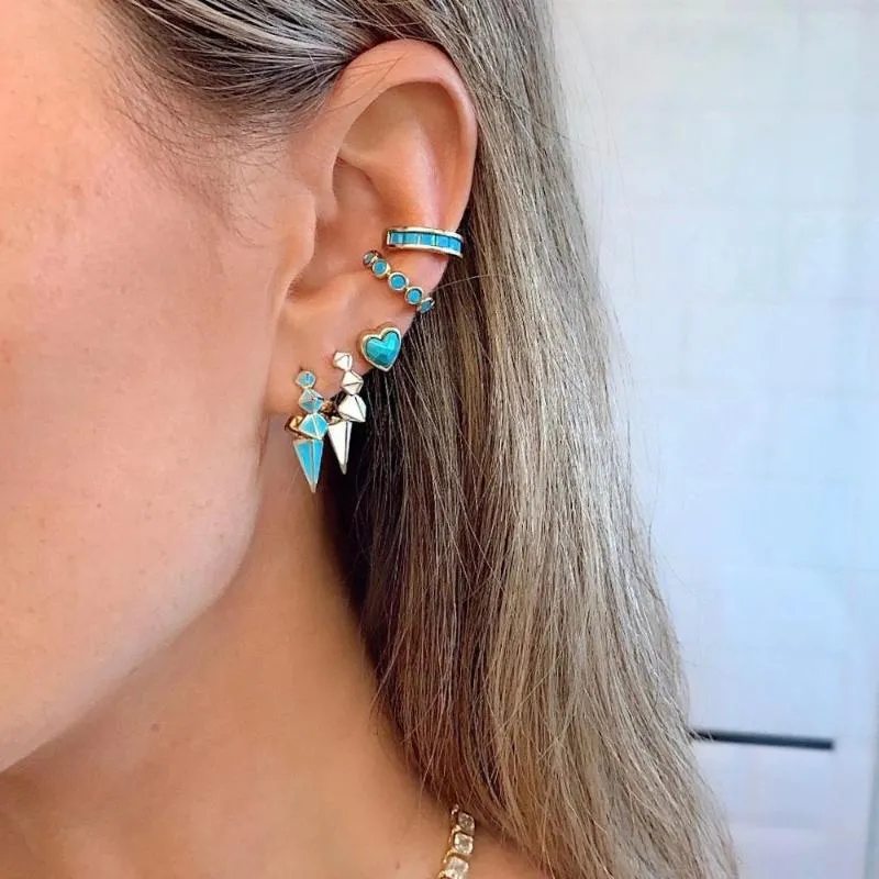 Design unique des femmes européennes bijoux de mode colorée en émail néon 5 pointes rivet cerceau d'oreille gold couleur huggie249w