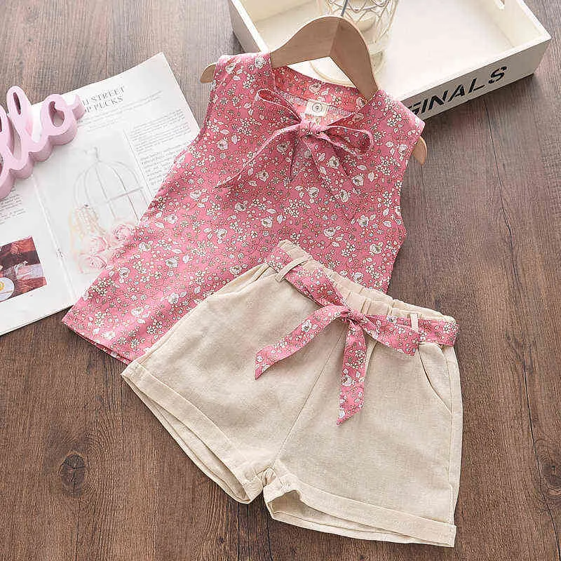 クマのリーダーの夏のブランドの新しい女の子は子供のためのカジュアルなショートパンツのスーツが付いているかわいい蝶ノットスリングTシャツチェリープリントパターン2-6 Y Y220310