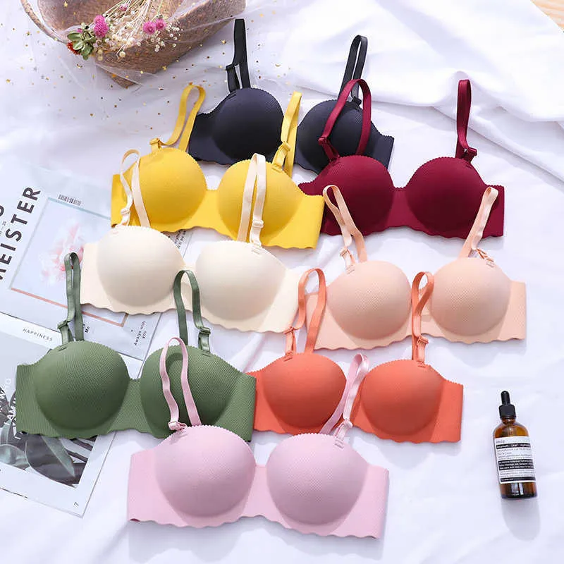 Kvinnor Osynlig Bra Sexig Underkläder Seamless Bras trycker upp Underkläder för tjejer Strapless Bralette Brassiere 7 färger Intimates 210623