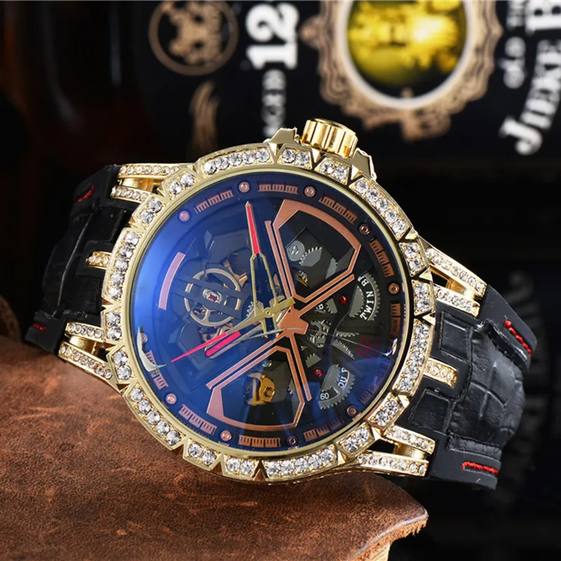 Męskie zegarki mechaniczne automatyczne ruchy Watch Clear Back Wysoka jakość lodowanej obudowy Diamentowy pasek gumowy pasek Wodoodporny 236L