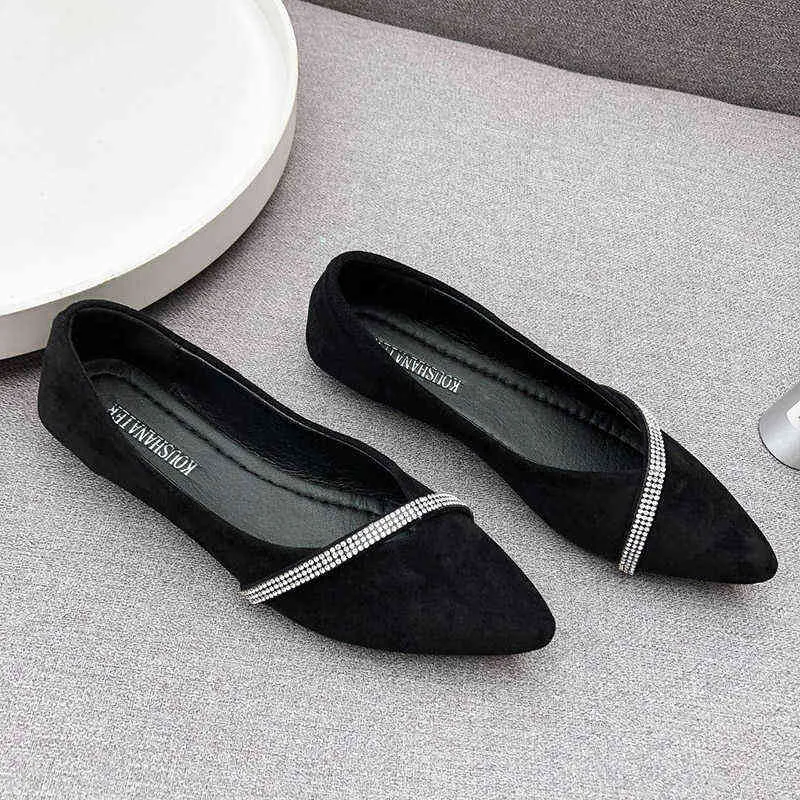 Klänning Kvinnor Bling Slip On Flat Pointed Toe Boat Crystal Ballet Flats Black Loafer Bekväma skor Höst 8339N 220309