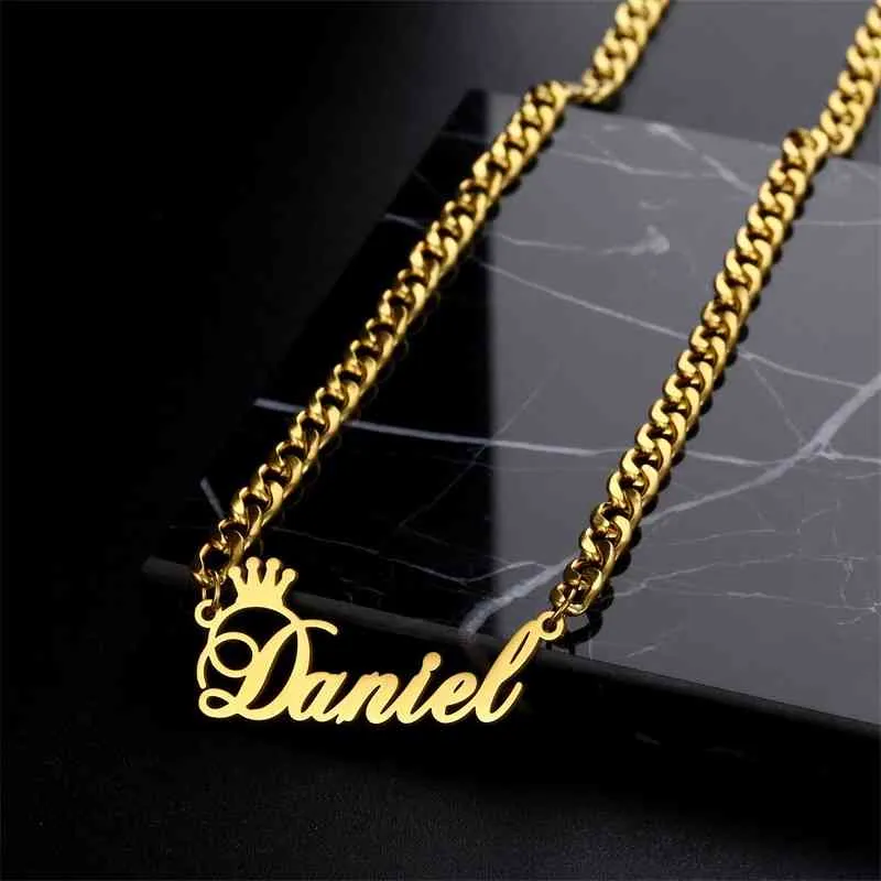 Customized Personalized Name Necklaces for Men Women Custom Stainless Steel 5mm Cuban Chain Nameplate With Crown Pendant Jewelry2031681