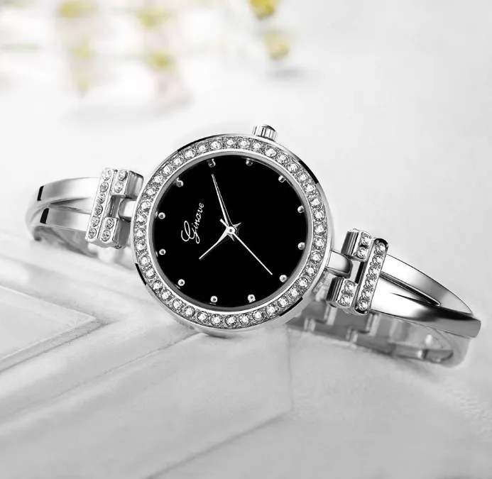 Venta de conjuntos de 4 piezas de lujo para mujer, relojes de cuarzo a la moda con diamantes, relojes de pulsera delicados para mujer, pulseras GINAVE Brand279A