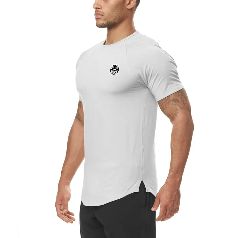 Raglan Kısa Kollu Slim Fit T Gömlek Erkekler Spor Giyim Vücut Geliştirme Spor Sıkı Spor T-shirt Hızlı Kuru Eğitim Tee Gömlek 210421