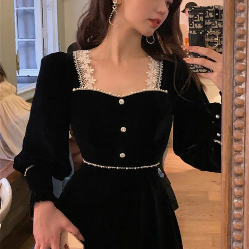 Winter Vintage Black Dress Women Casual Elegant Long Sleeve Square Collar Gothic Party Dress Female Dress Korean 210521